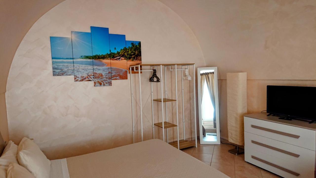 Domus Elegans In Centro Villa Манфредония Екстериор снимка