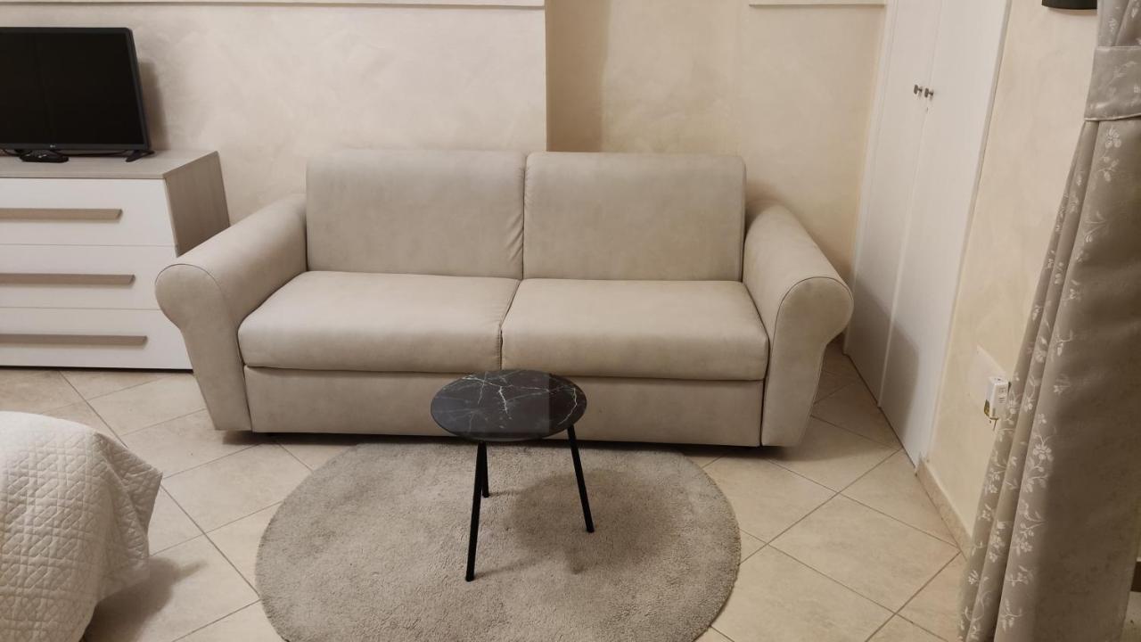 Domus Elegans In Centro Villa Манфредония Екстериор снимка